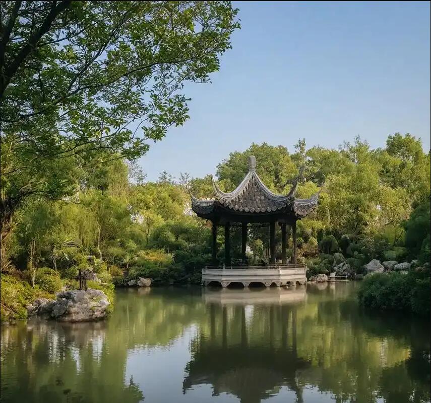 漳州初夏餐饮有限公司